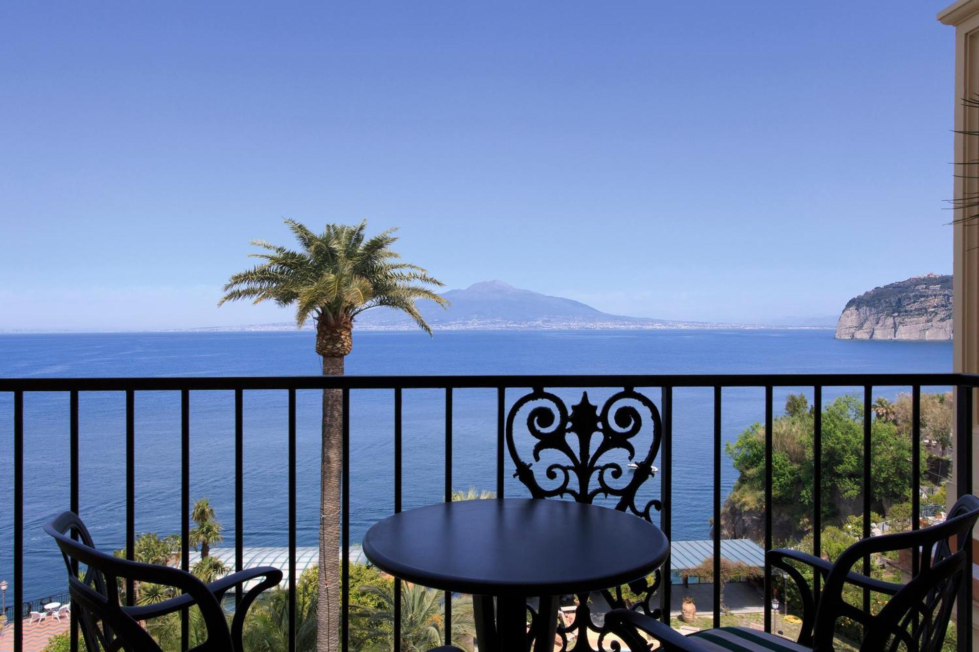 Grand Hotel Royal Sorrento Exterior photo